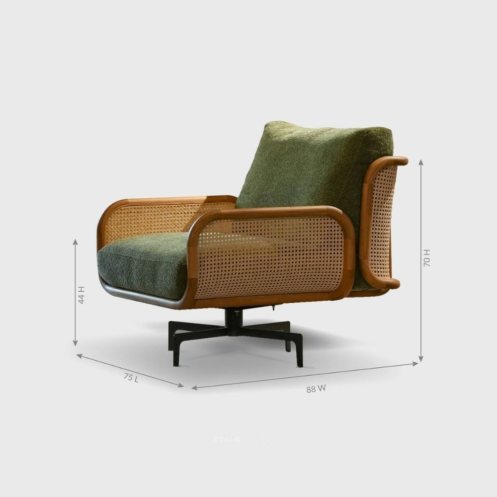 Guilio Swivel Lounge Chair - Charlotte 500